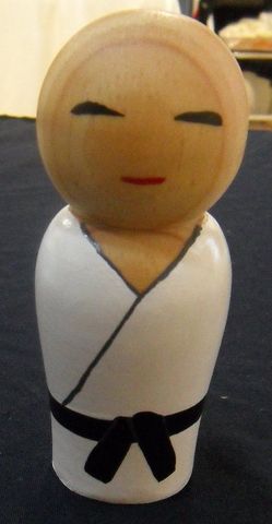 Kokeshi karate calvo    $150.00