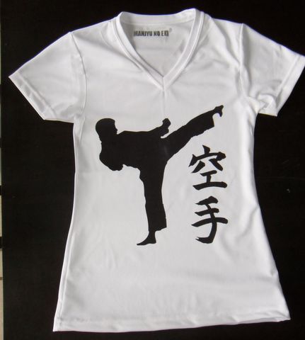 Playera de Karate con la palabra 